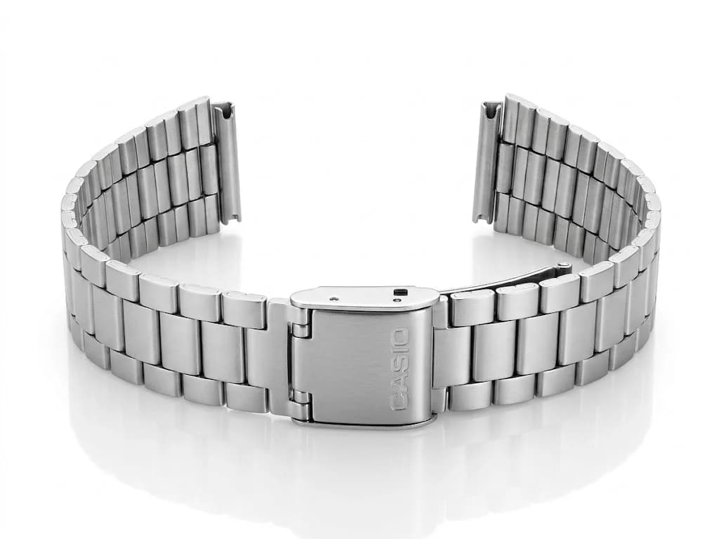 Bracelet Casio LA670 — acier inoxydable argenté — fermoir à clip