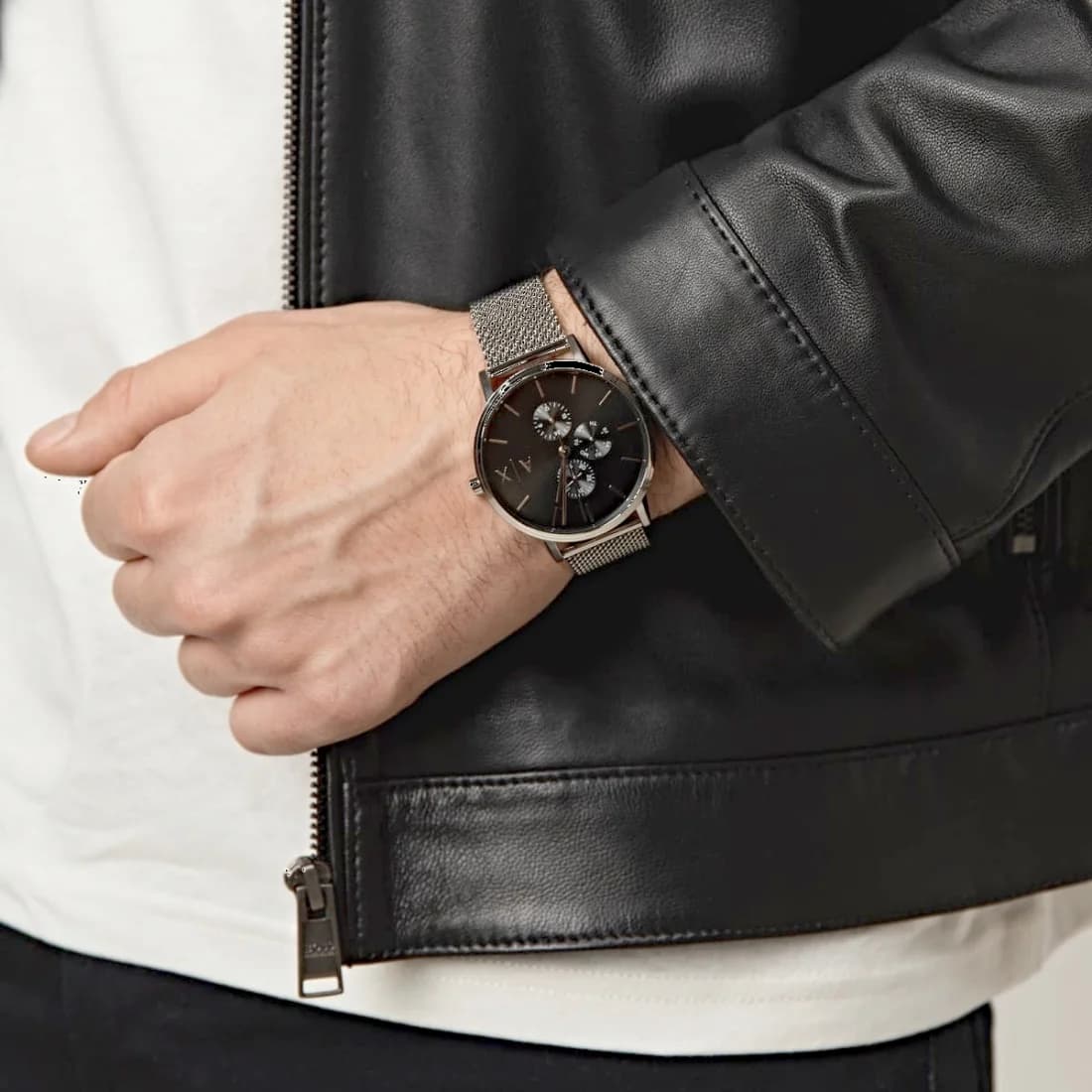 Montre Armani Exchange AX2714 en Acier Poli et Maille Milanaise vue 5