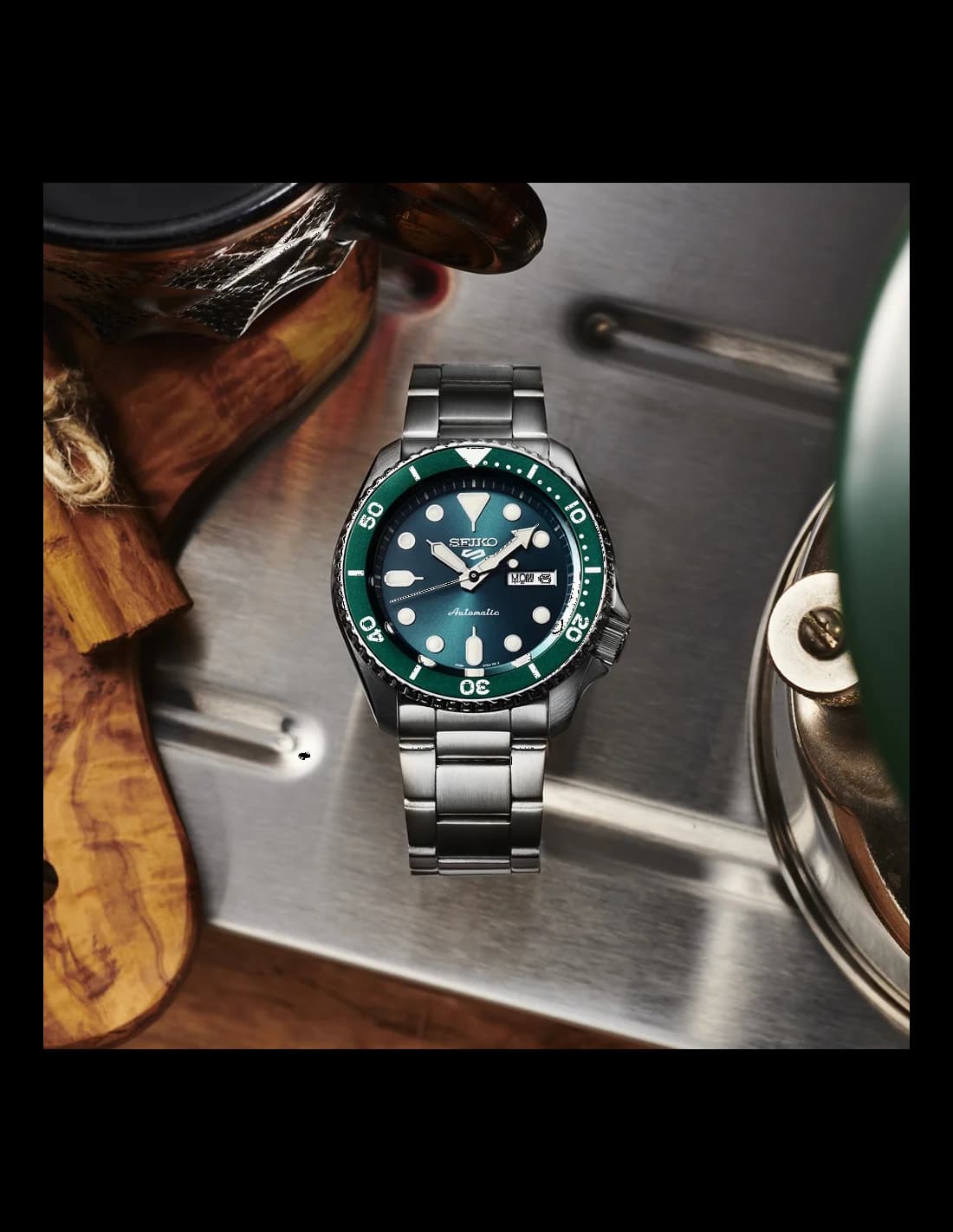 Seiko SRPD61K1 Automatic Stainless Steel Green Dial Watch vue 5