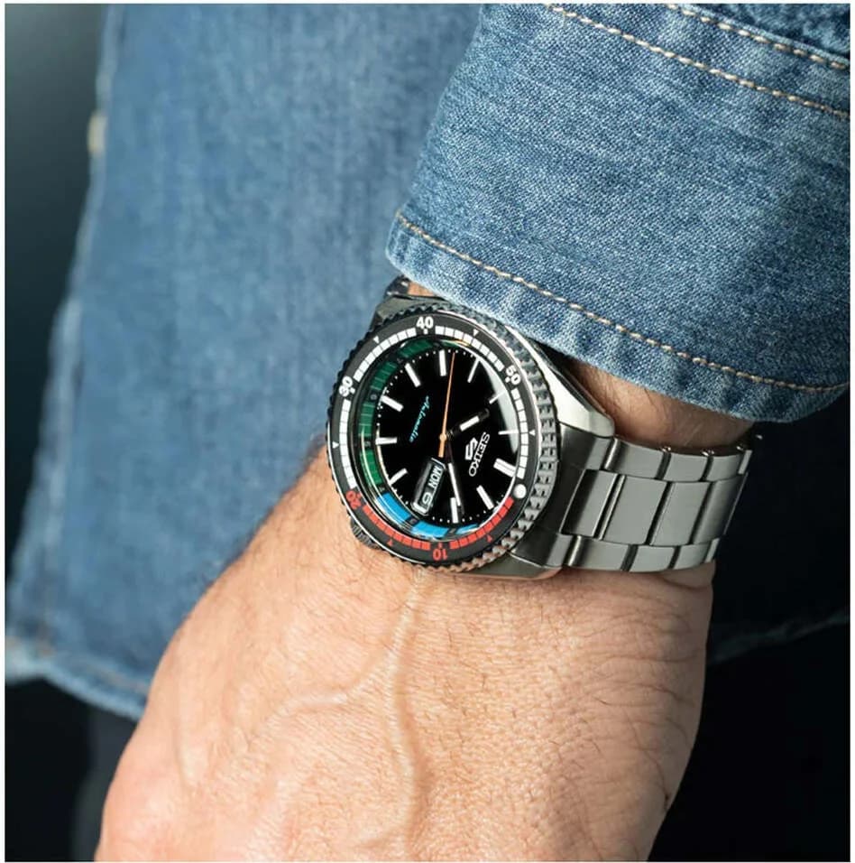 Seiko SRPK13K1 Automatic Multicolour Bezel Stainless Steel Men's Watch vue 4