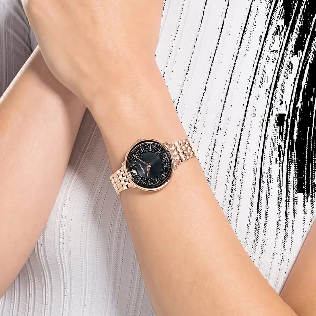 Swarovski Crystalline 5544587 Rose Gold Stainless Steel Women's Watch vue 4