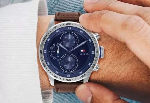 L'Histoire et l'Évolution des Montres Tommy Hilfiger Homme
