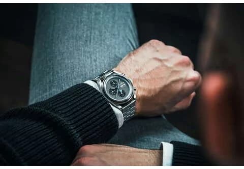 Quelle est la meilleure montre - intelligente ou traditionnelle ?